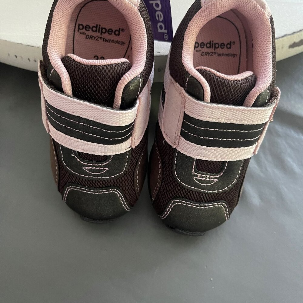 pediped adrian sneakers